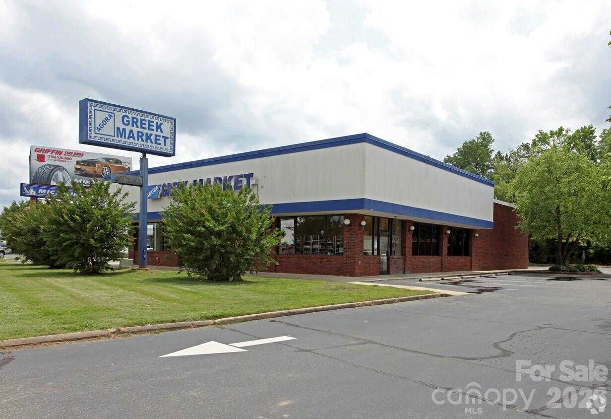 5122 Independence Boulevard Charlotte North Carolina United States, for Sale, commercial, Kristen Haynes, New Home Buyers Brokers / Realty Pros
