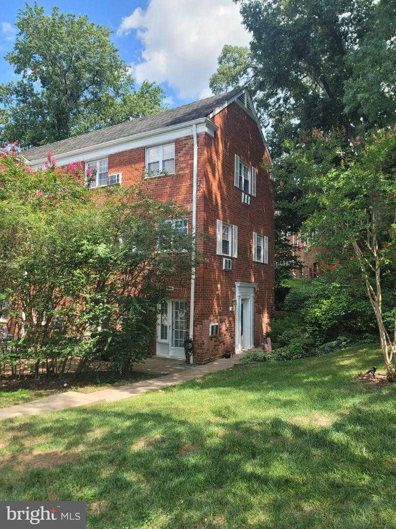 3203 VALLEY DRIVE Alexandria Virginia United States, for Sale, residential,  , The Holly Group