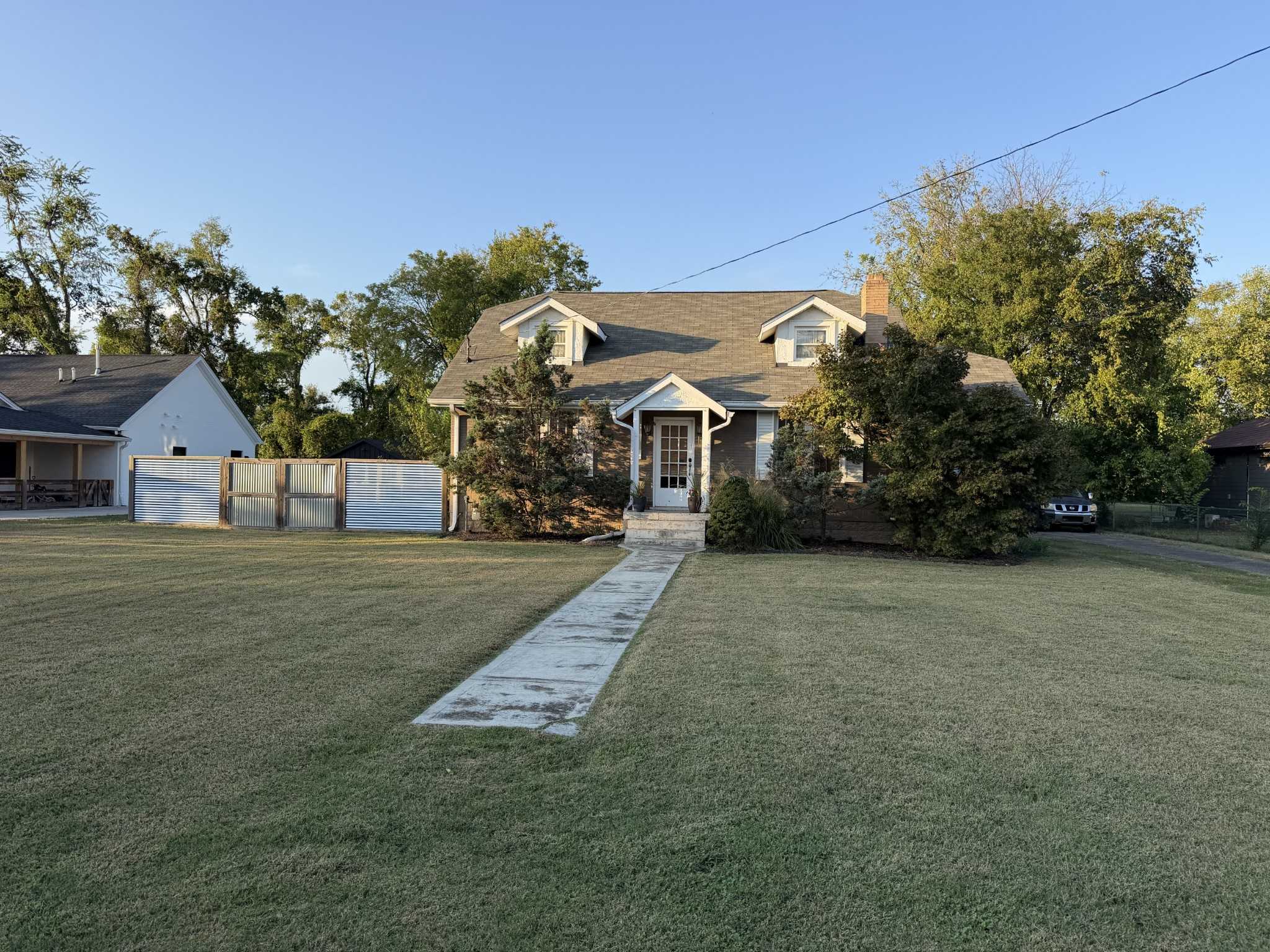 1005 Calvert St Nashville Tennessee United States, for Sale, residential, Adam Hanes, LPT Realty