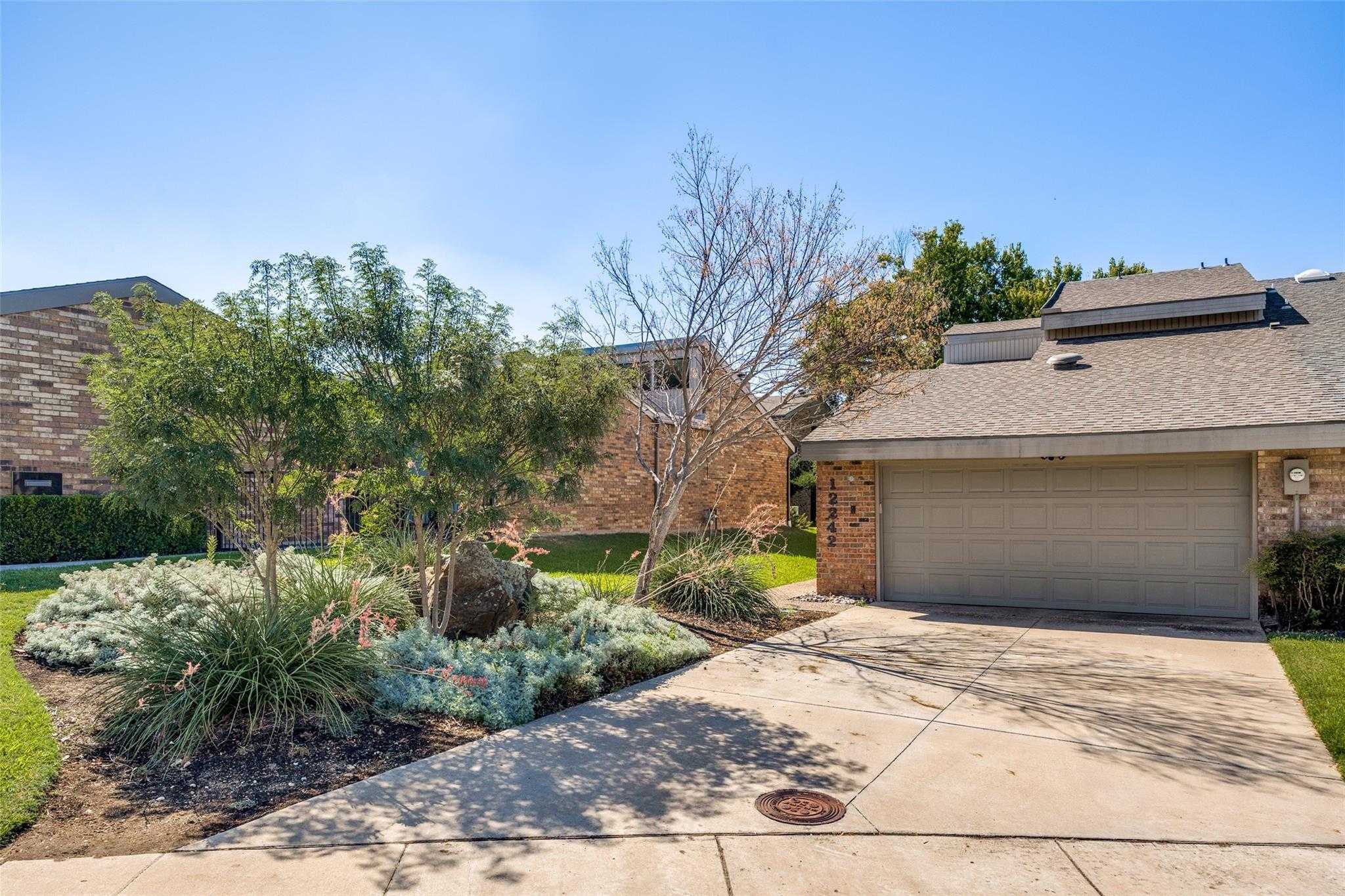 12242 Montego Plaza Dallas Texas United States, for Sale, residential, Joyce Kelly, Hummingbird Realty