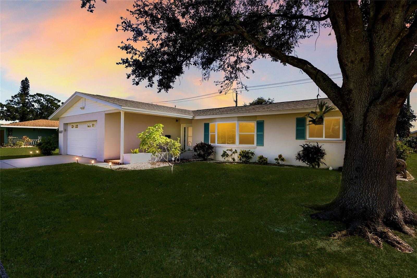 3327 S LOCKWOOD RIDGE ROAD Sarasota Florida United States, for Sale, residential,  , Ivy League Realty