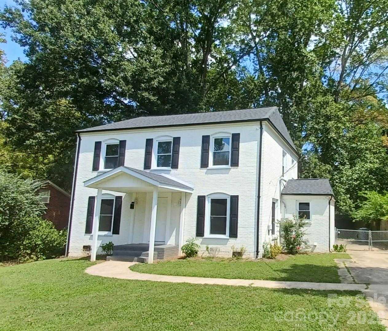 5717 Ruth Drive Charlotte North Carolina United States, for Sale, residential, William (Will) Owens , South Charlotte Properties