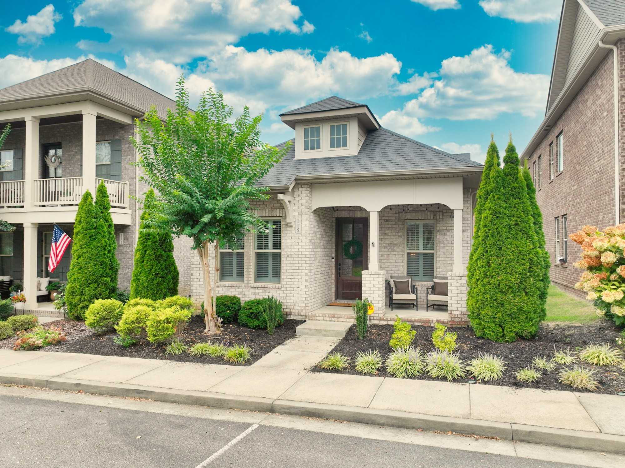 115 Benjamin Ln Hendersonville Tennessee United States, for Sale, residential, Adam  Hanes, LPT Realty