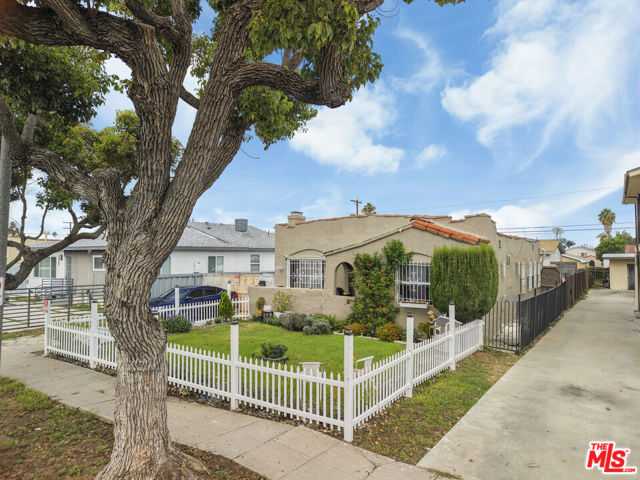1543 W 82nd Street Los Angeles California United States, for Sale, commercial,  , Castle Rock Realty