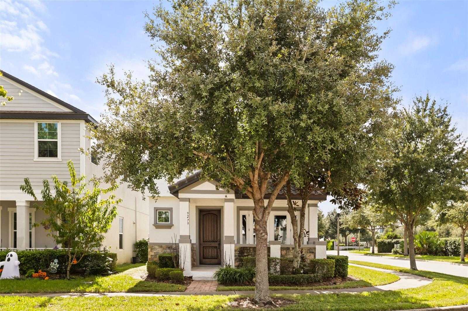 9279 GRAND ISLAND WAY Winter Garden Florida United States, for Sale, residential, Zaira Mejia, Spaces & Styles Group