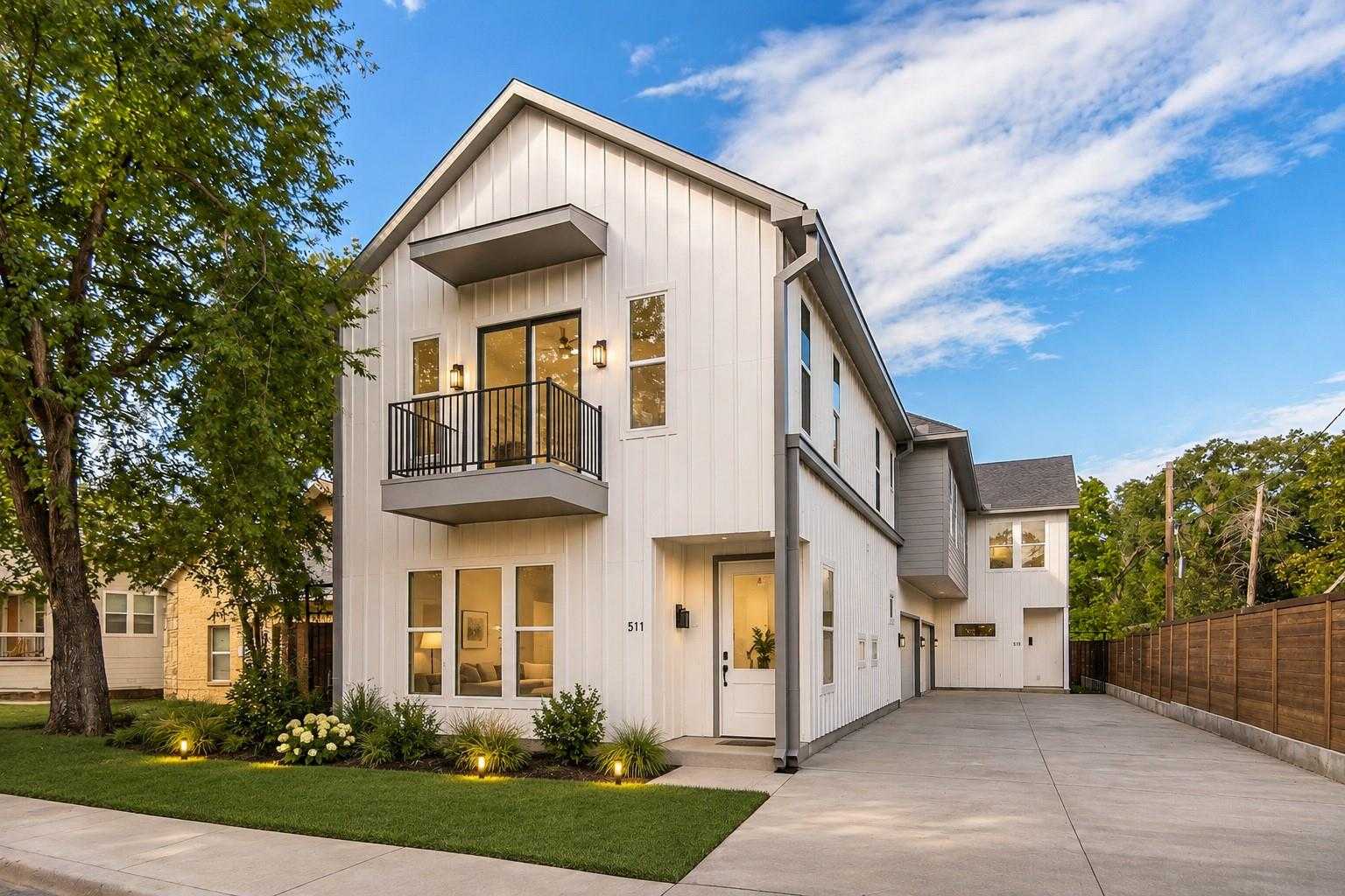 511 N Patton Street Dallas Texas United States, for Sale, residential, Joyce Kelly, Hummingbird Realty