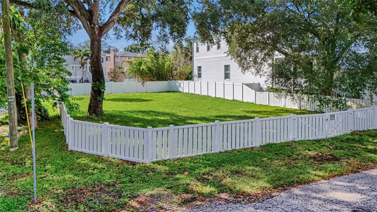 2902 N PERRY AVENUE Tampa Florida United States, for Sale, commercial, Sunny Sidhu, RE/MAX Premier Group