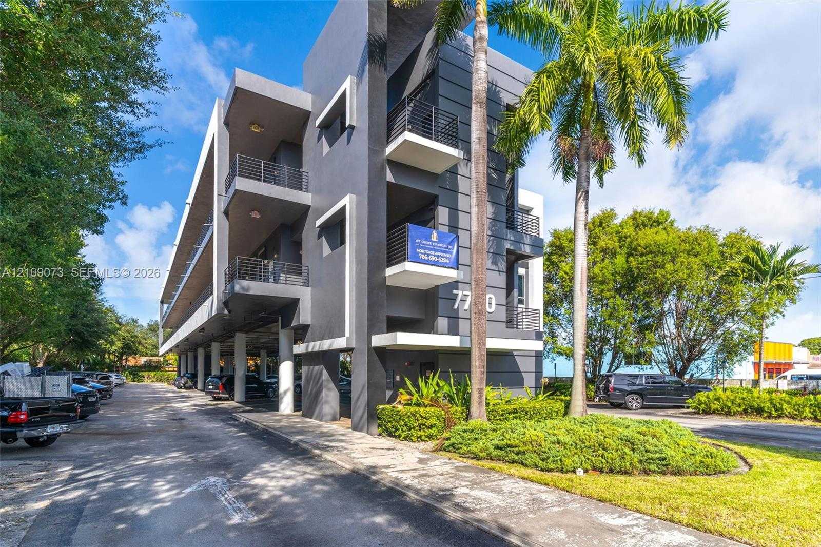 7750 SW 117th Ave  APT 204 Miami Florida United States, for Sale, commercial,  , INCOM OFFICE EXAMPLE