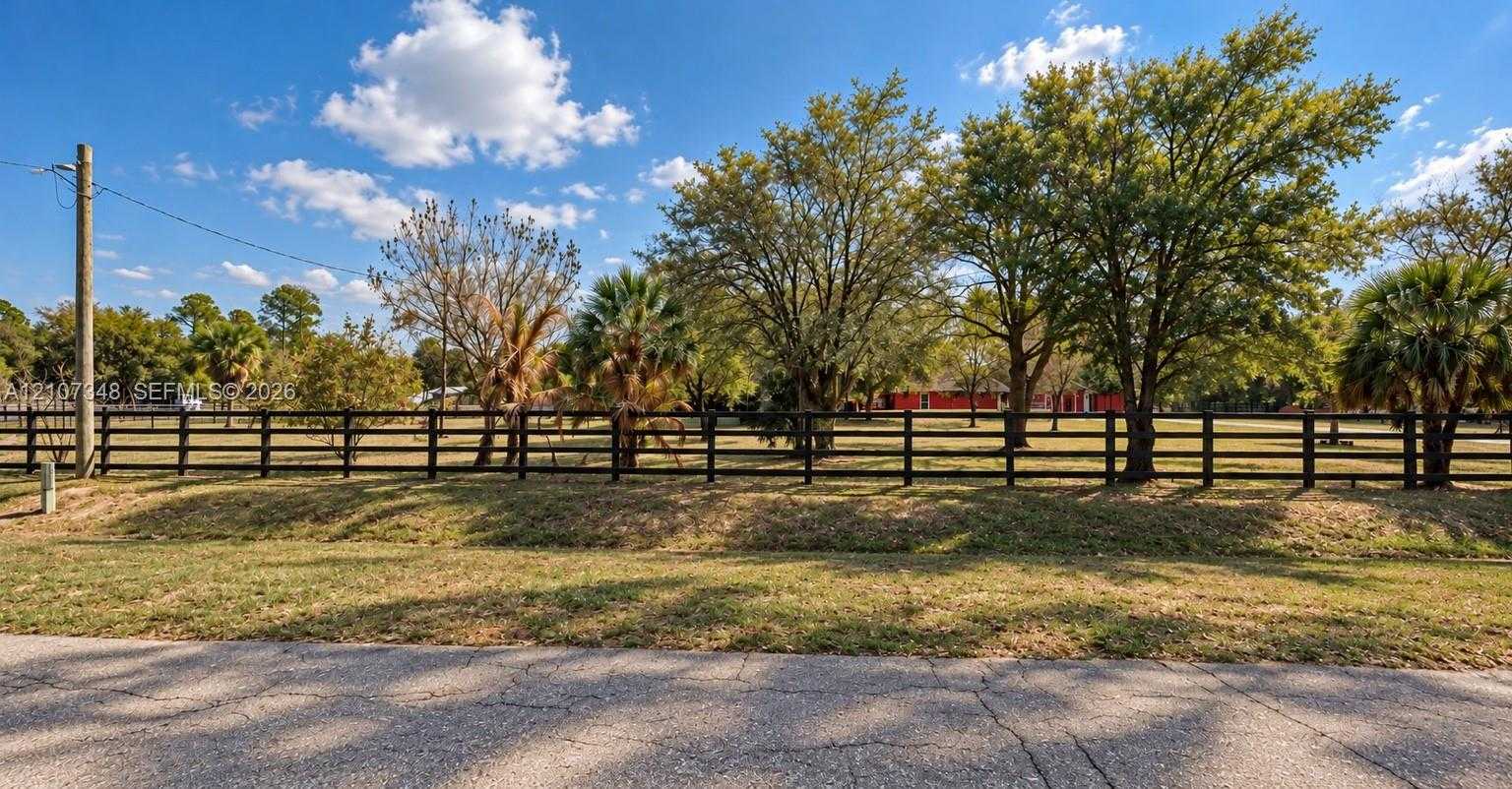 635 S Hacienda St Clewiston Florida United States, for Sale, commercial,  , Phoenix Realtors LLC