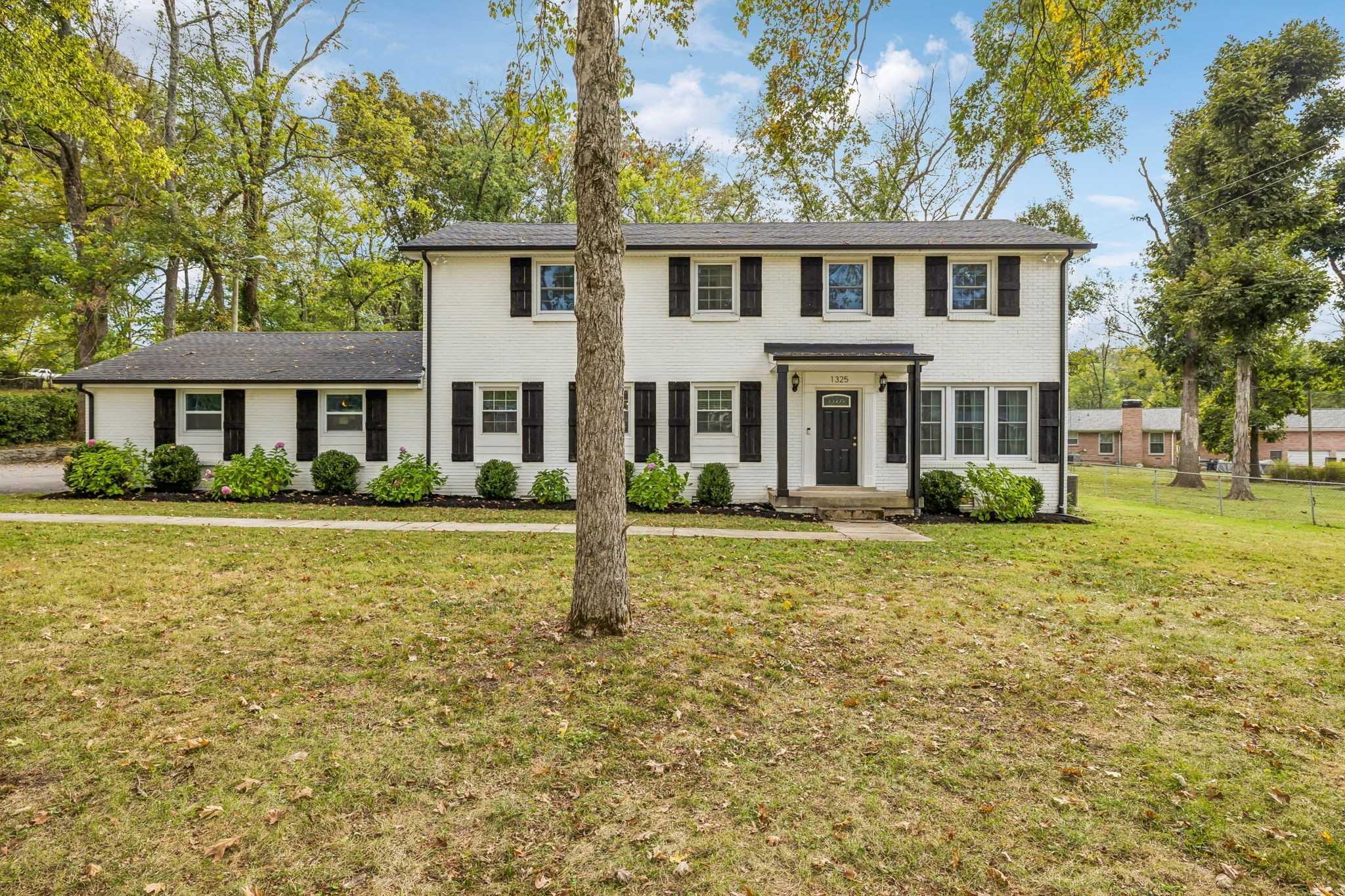 1325 Dalemere Dr Nashville Tennessee United States, for Sale, residential, Amy Kempf, Reliant Realty ERA Powered