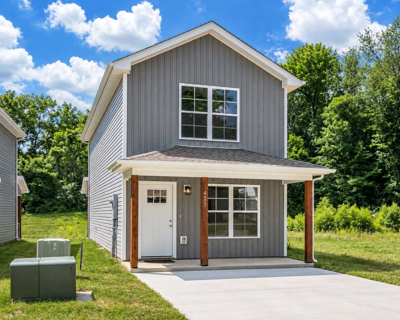 425 Via Drive Clarksville Tennessee United States, for Sale, residential, Rebekah  Sprabary, Sweet Home Realty & Property Management