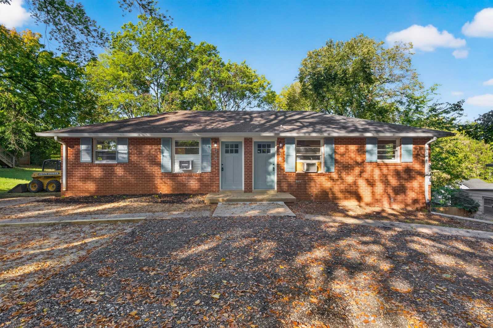 318 Davis Dr Clarksville Tennessee United States, for Rent, residential, Rebekah  Sprabary, Sweet Home Realty & Property Management