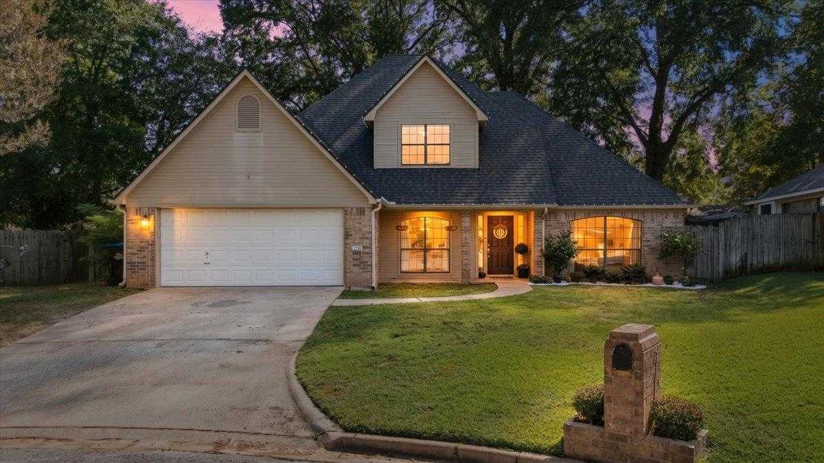 213 Woodcreek Dr. Longview Texas United States, for Sale, residential,  , Drake Chapman Real Estate, Brokerage