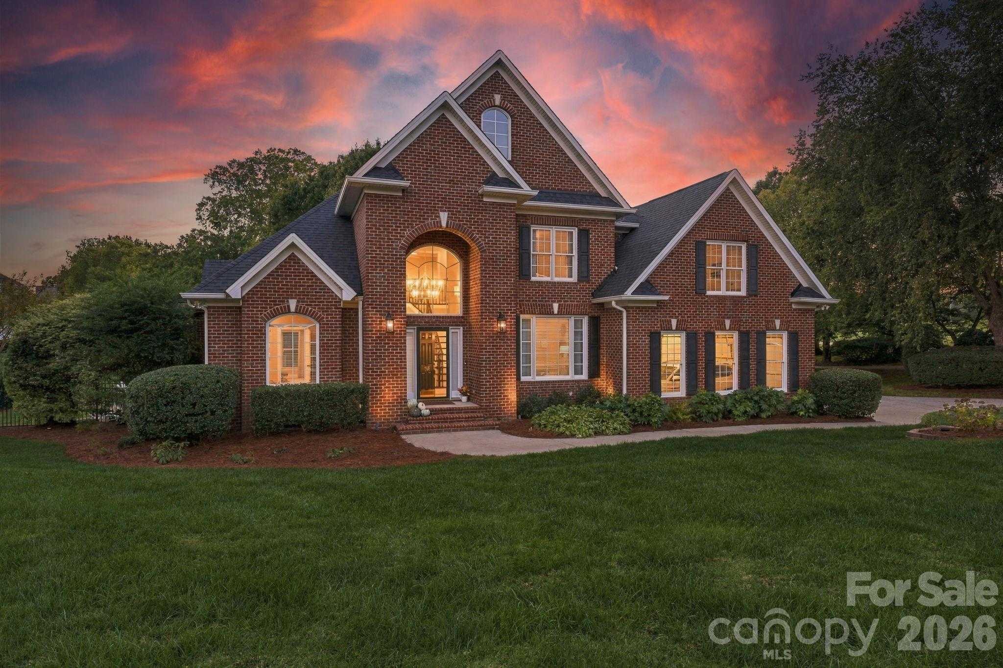 105 Kings Crest Drive Mooresville North Carolina United States, for Sale, residential,  , InCom Real Estate - New Demo Office