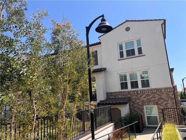 9831 La Serna  APT 1 Whittier California United States, for Rent, residential, Ralph  Morfin, Realty One Group