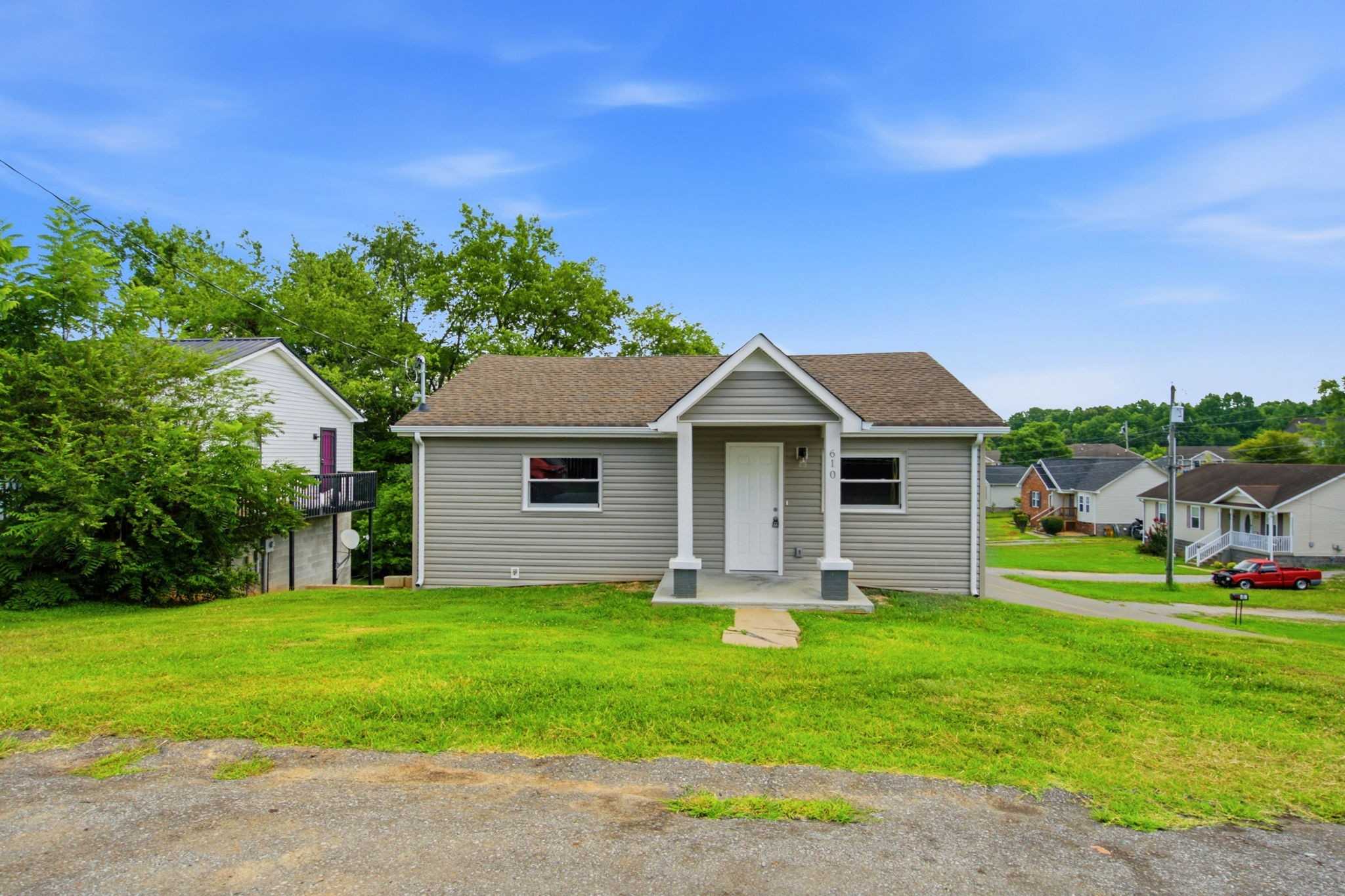 610 Highland St Springfield Tennessee United States, for Sale, residential, Adam Hanes, LPT Realty