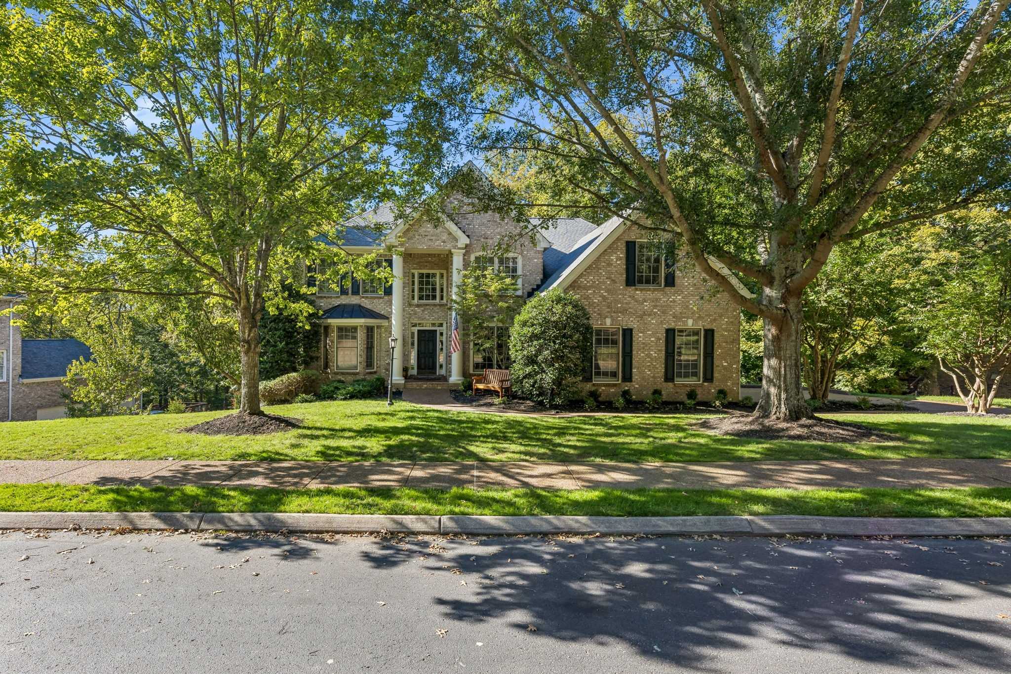 111 Hampsted Ln Franklin Tennessee United States, for Sale, residential, Adam Hanes, LPT Realty