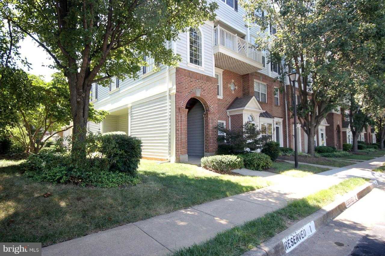 1714 OSAGE STREET APT 301 Alexandria Virginia United States, for Rent, residential,  , The Holly Group