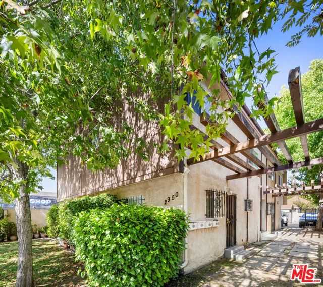 2946 S Western Avenue APT 4 Los Angeles California United States, for Rent, residential,  , Castle Rock Realty