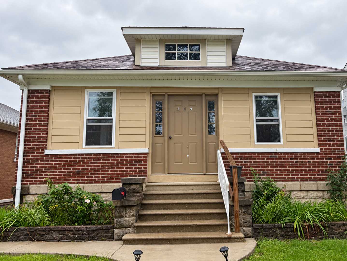 719 CLEMENT Street Joliet Illinois United States, for Sale, residential,  , Alpha 7 Realty