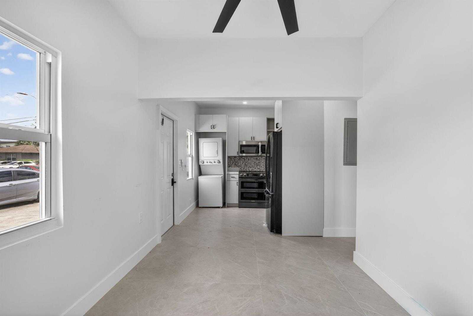 621 NW 3rd Avenue Pompano Beach Florida United States, for Sale, residential,  , D'Lux Real Estate Services, LLC