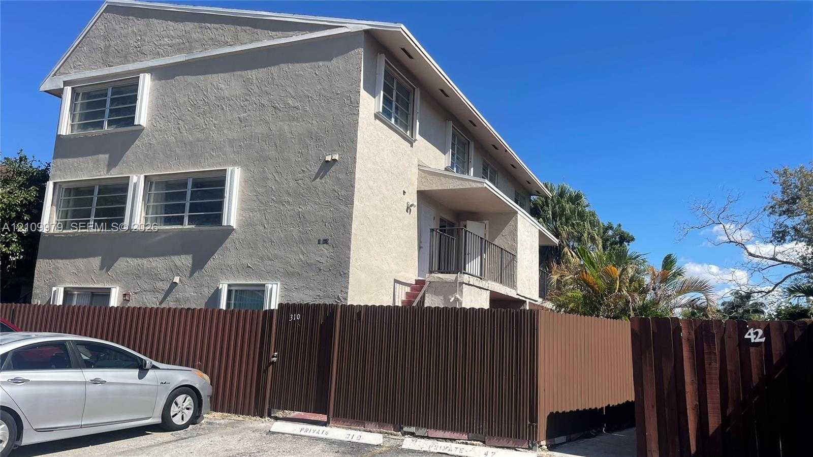15675 SW 82nd Cir Ln  APT 3-10 Miami Florida United States, for Sale, residential, Nicholas Clark, Incom New Example Office