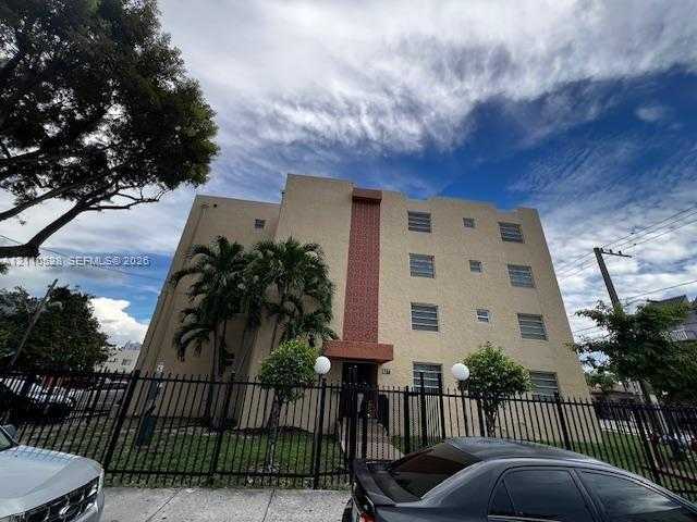 677 SW 9th Ave  APT 205 Miami Florida United States, for Sale, residential,  , Incom Office Demo