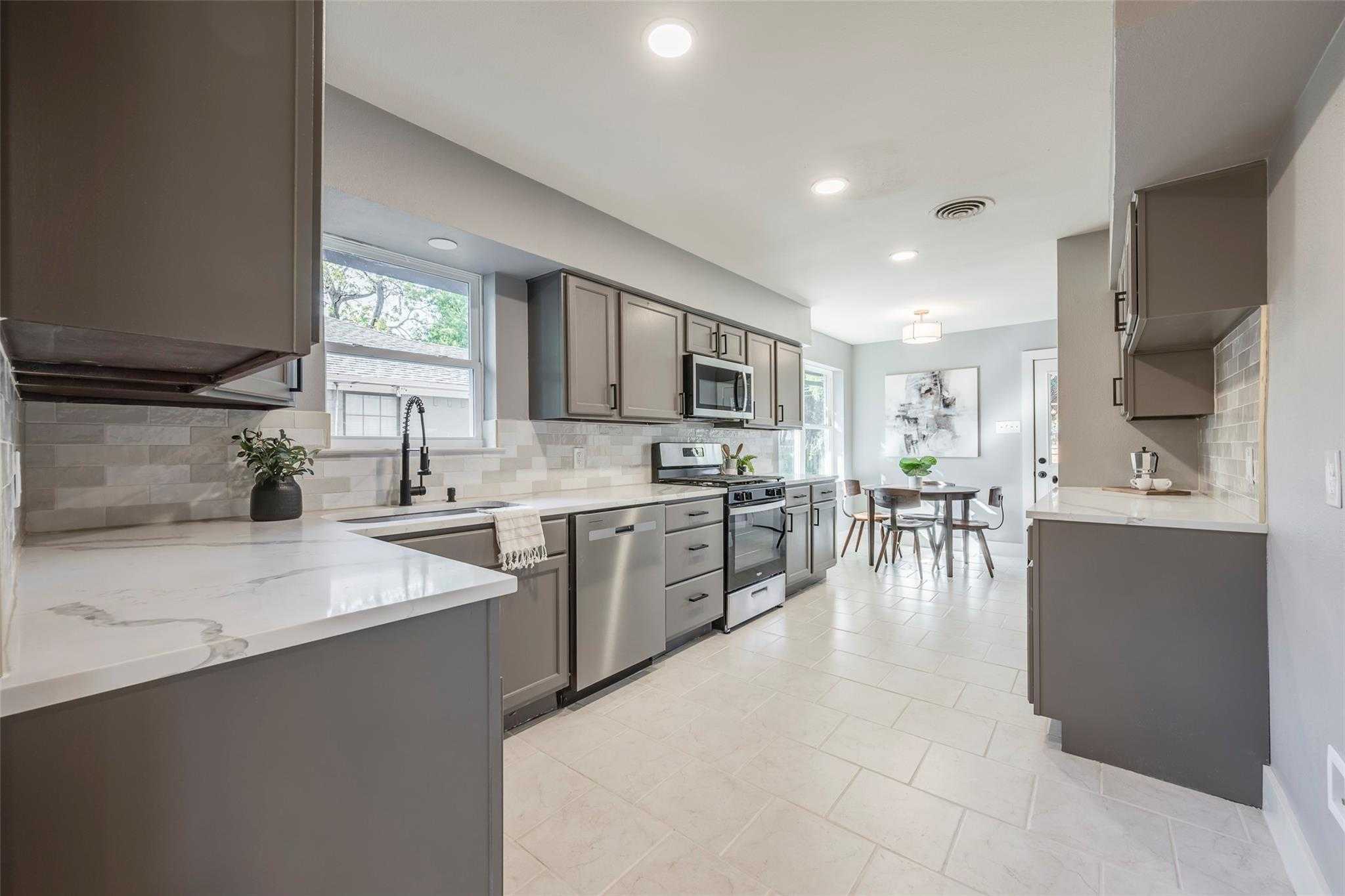 3017 San Medina Avenue Dallas Texas United States, for Sale, residential, Adrian Castle, A. Castle Realty LLC
