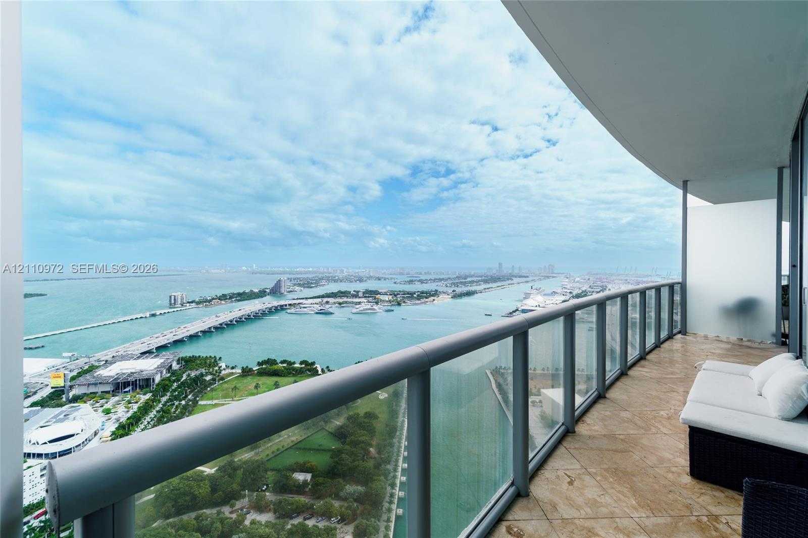 888 Biscayne Blvd  APT 4712 Miami Florida United States, for Sale, residential,  , Incom Office Demo