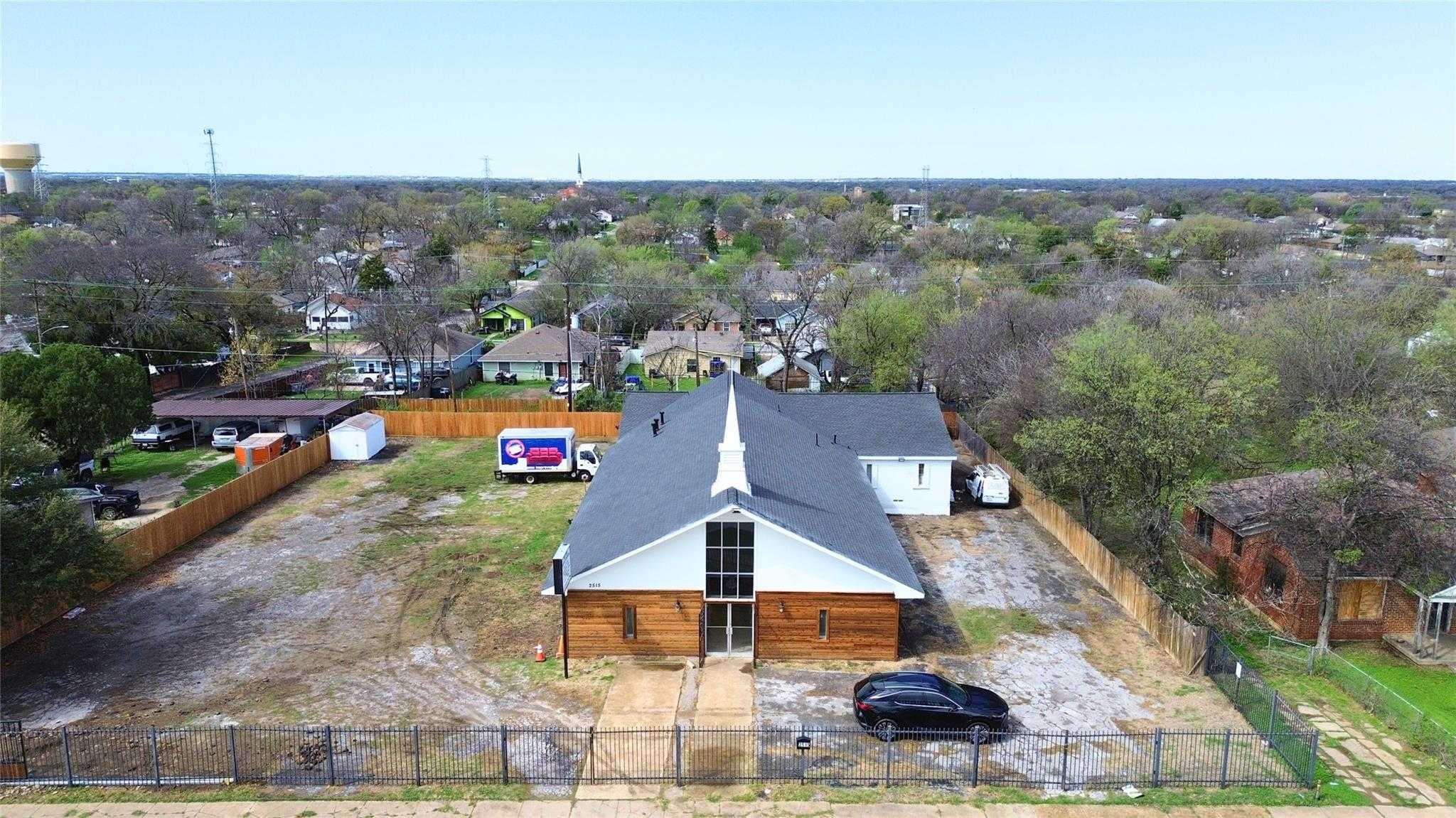 2519 S Denley Drive Dallas Texas United States, for Sale, commercial, Joyce Kelly, Hummingbird Realty