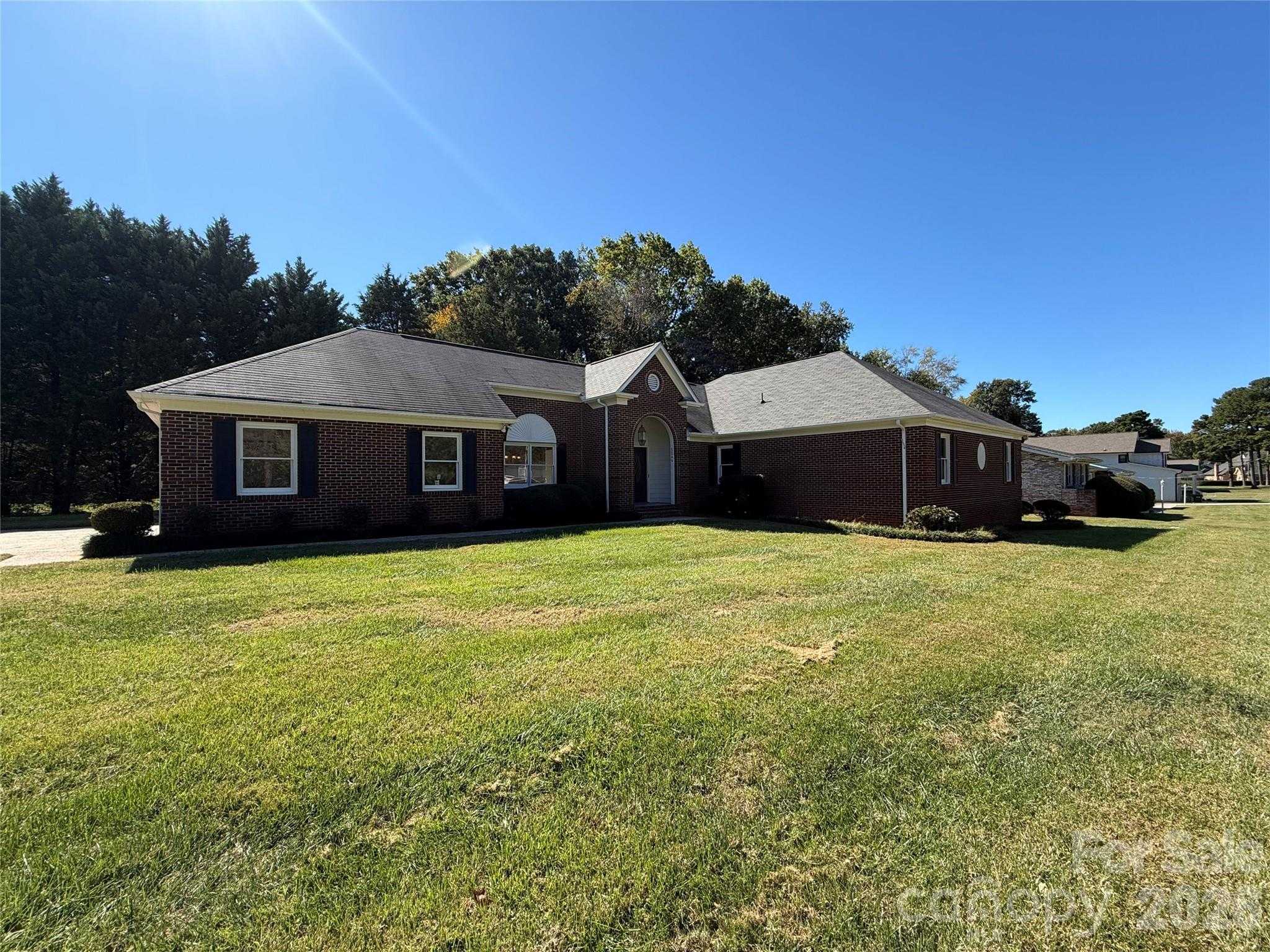 5244 Dayan Drive Charlotte North Carolina United States, for Sale, residential, William (Will) Owens , South Charlotte Properties