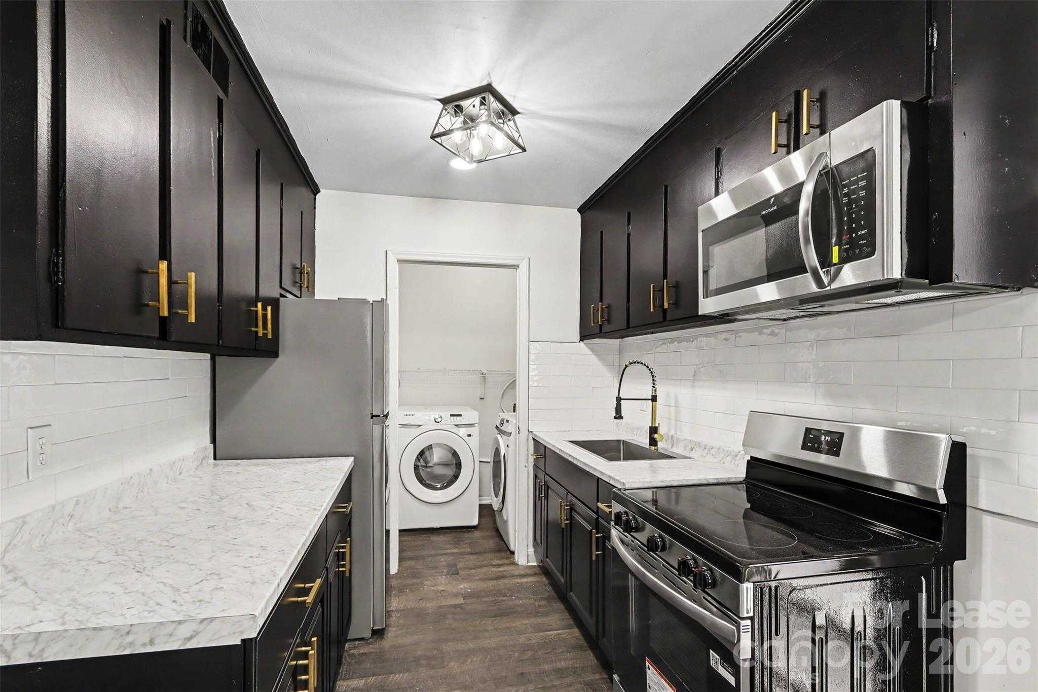 556 Blendwood Drive Charlotte North Carolina United States, for Rent, residential, Kristen Haynes, New Home Buyers Brokers / Realty Pros