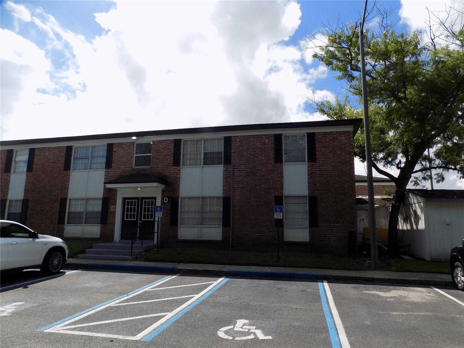 5325 CURRY FORD ROAD APT D105 Orlando Florida United States, for Rent, residential, Joao Pereira, La Rosa Realty