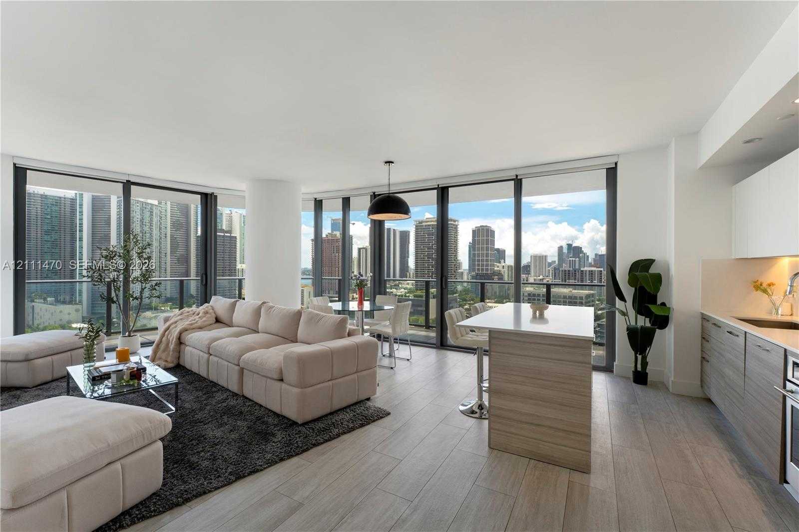 121 NE 34th St  APT 2204 Miami Florida United States, for Sale, residential,  , INCOM OFFICE EXAMPLE