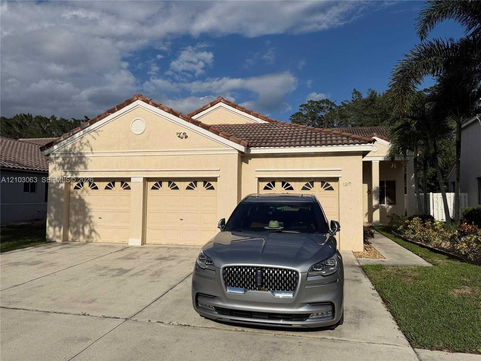 1319 Camellia Cir Weston Florida United States, for Sale, residential, Radmila Mandel, Florida Sky Realty Group