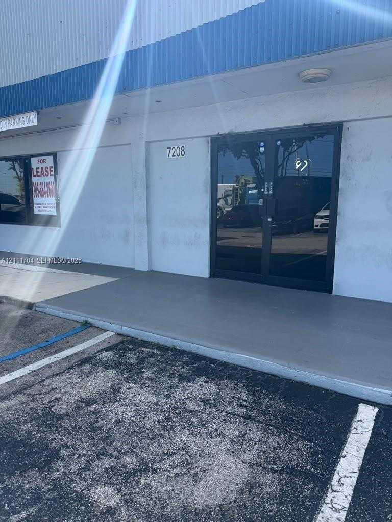 7208 NW 72nd Ave Miami Florida United States, for Lease, commercial, Sandra Benkahla, The 305 Agency