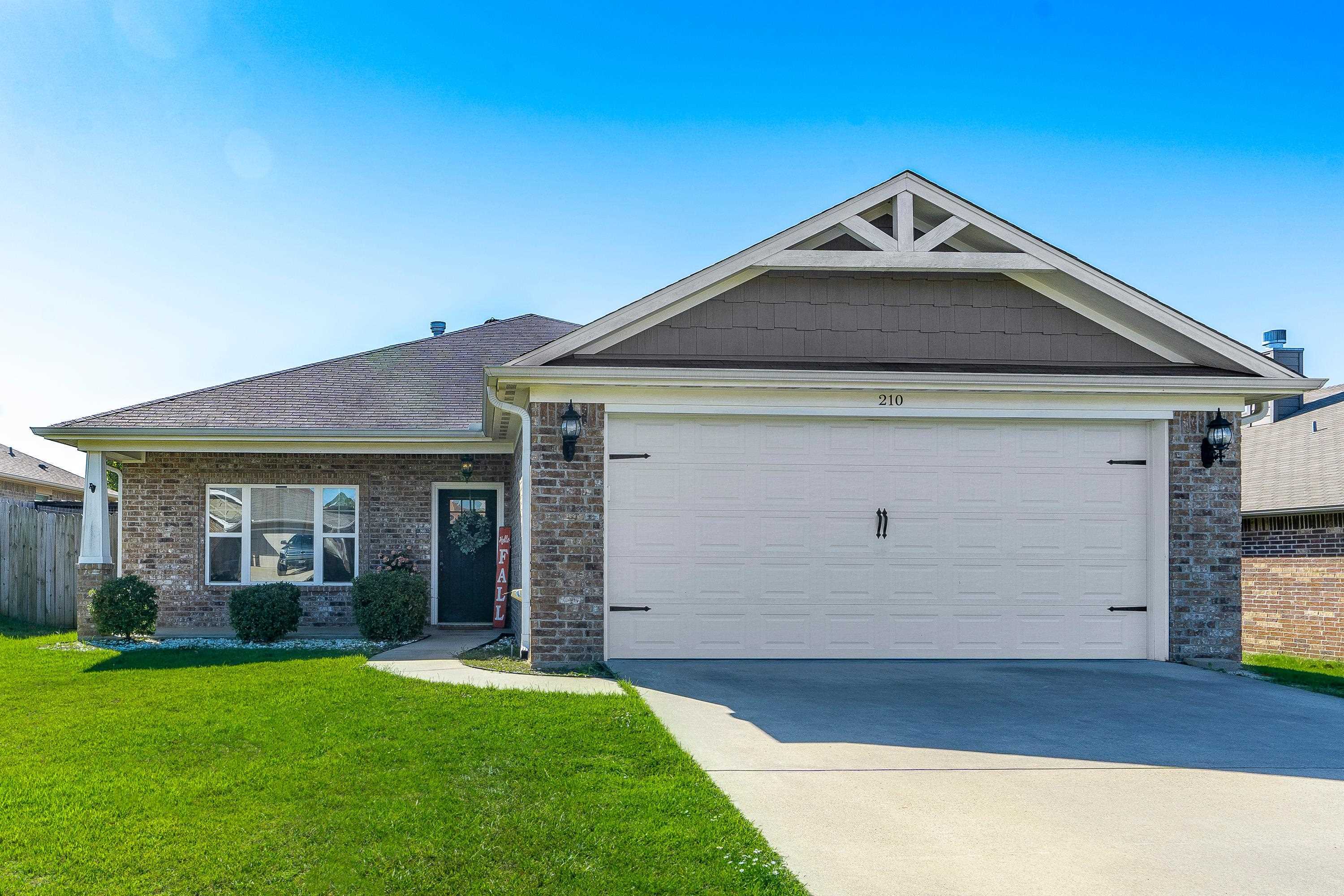 210 Sierra Vista Longview Texas United States, for Sale, residential,  , Drake Chapman Real Estate, Brokerage