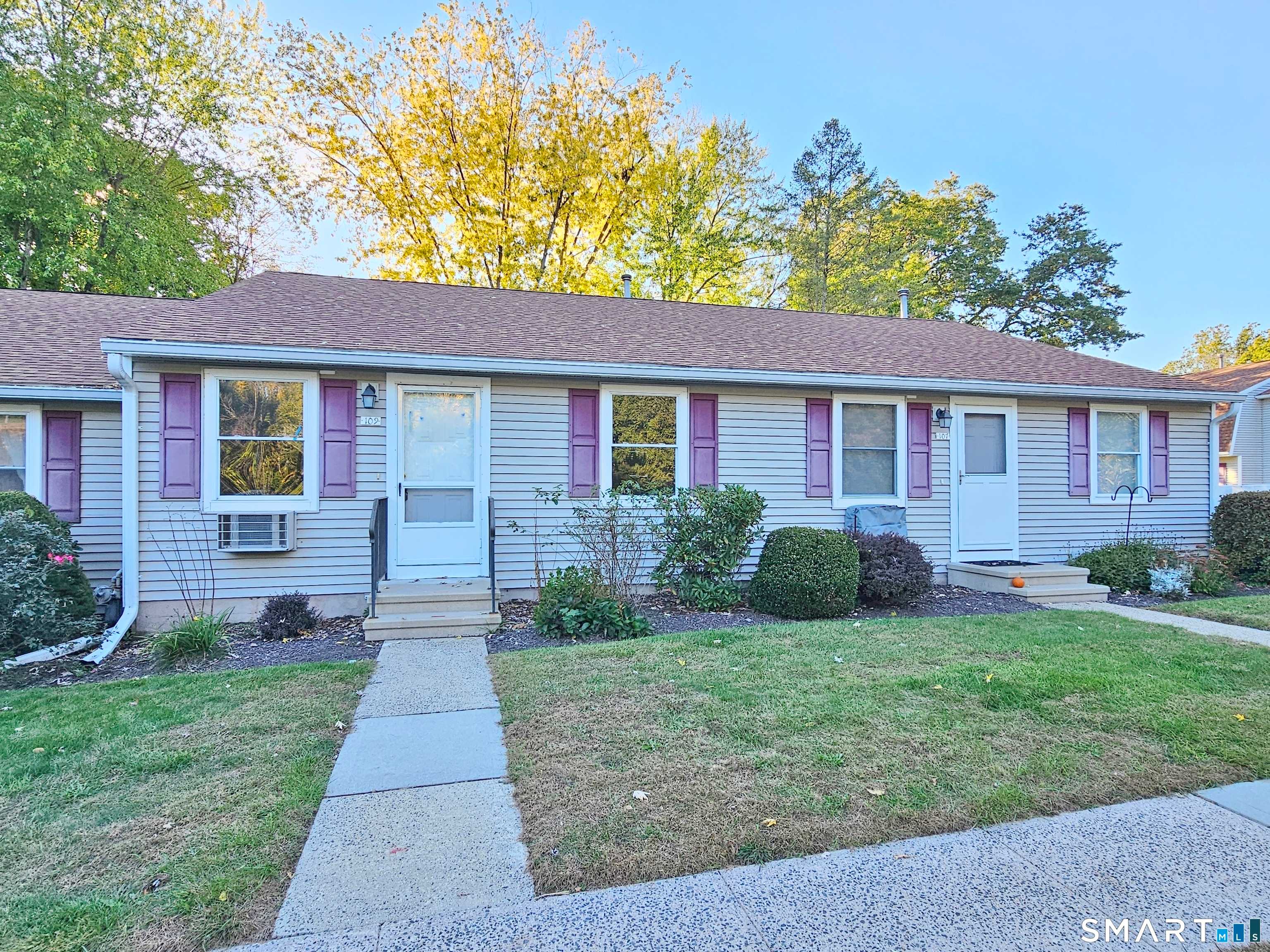 109 Brentwood Drive APT 109 Wallingford Connecticut United States, for Sale, residential,  , New England Realty Associates