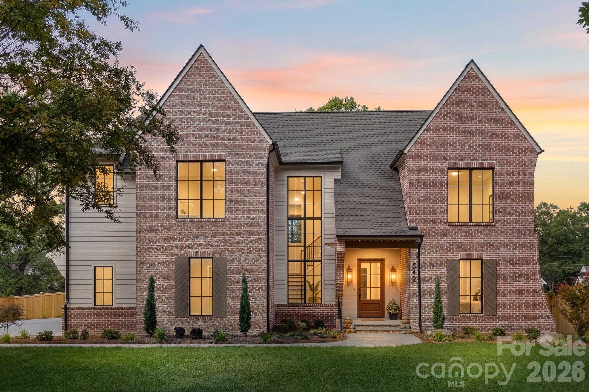 542 Lansdowne Road Charlotte North Carolina United States, for Sale, residential,  , InCom Real Estate - New Demo Office