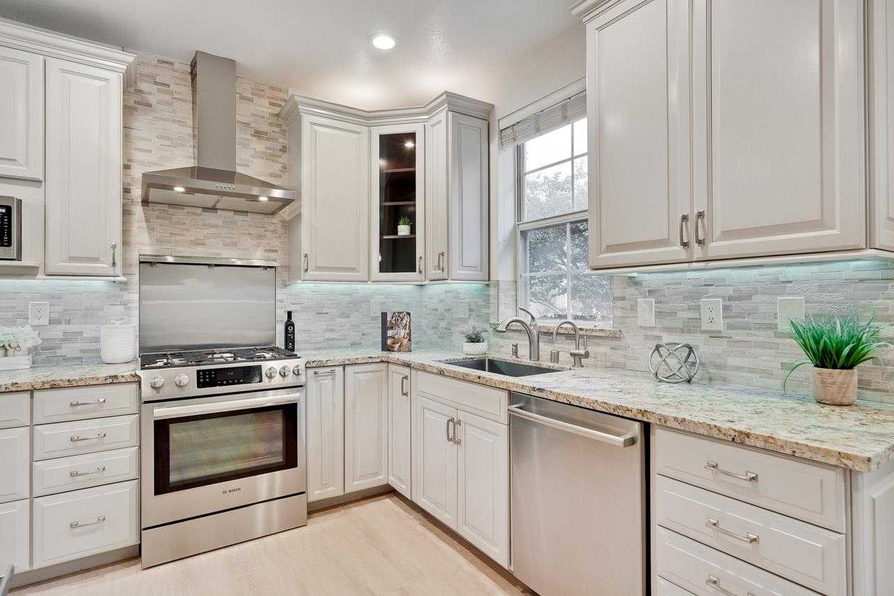 368 Meridian AVE San Jose California United States, for Sale, residential, Patricia Lambert, InCom Sample Brokerage