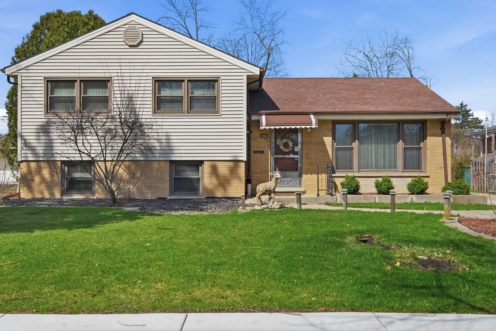1506 W Palm Drive Mount Prospect Illinois United States, for Rent, residential,  , InCom Real Estate - New Demo Office