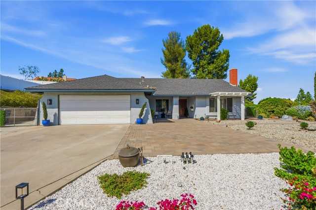 15621 Saddleback Road Riverside California United States, for Sale, residential, Jennifer Singh, InCom Brokerage Example