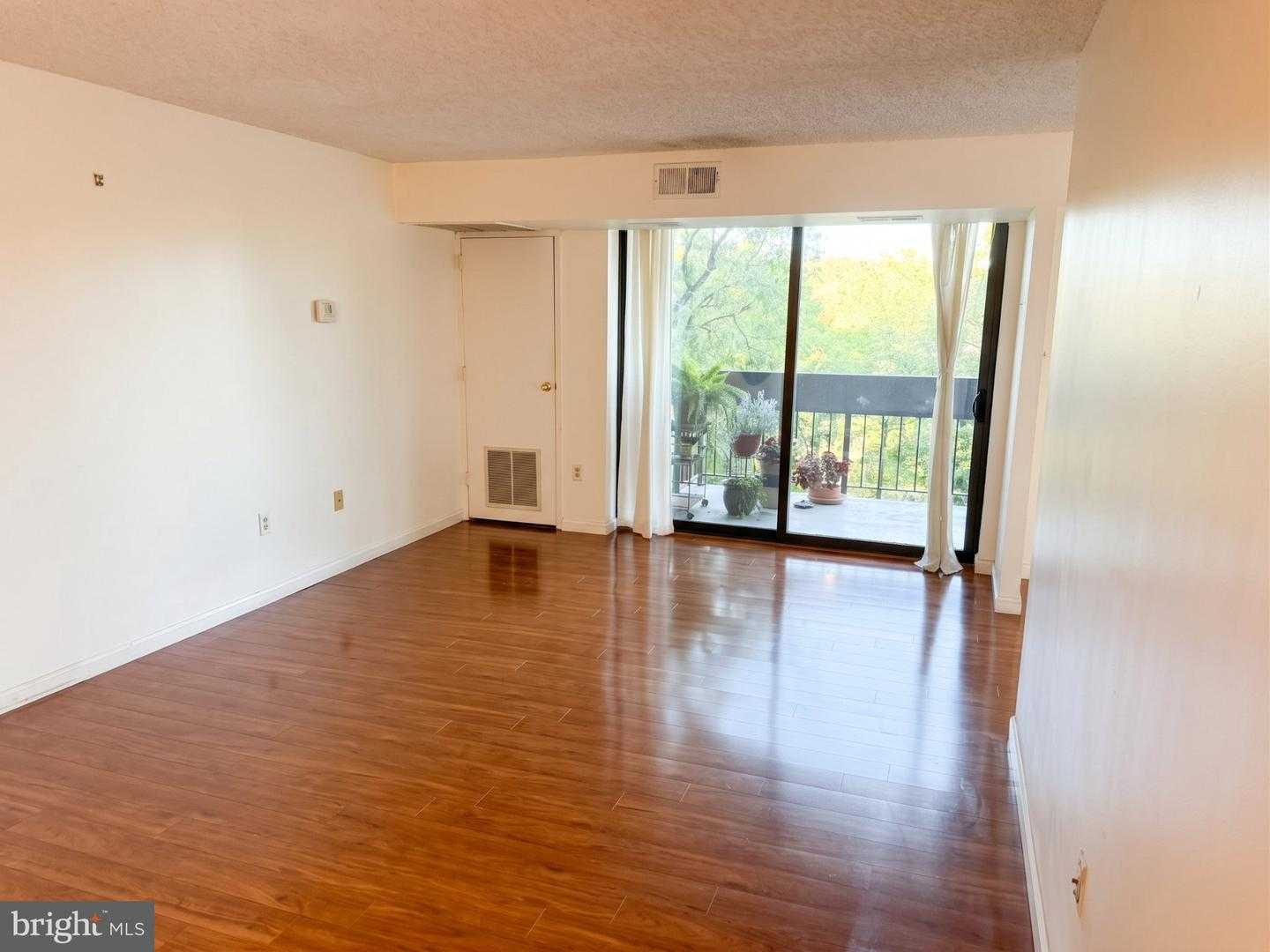 5300 HOLMES RUN PARKWAY APT 307 Alexandria Virginia United States, for Rent, residential,  , The Holly Group
