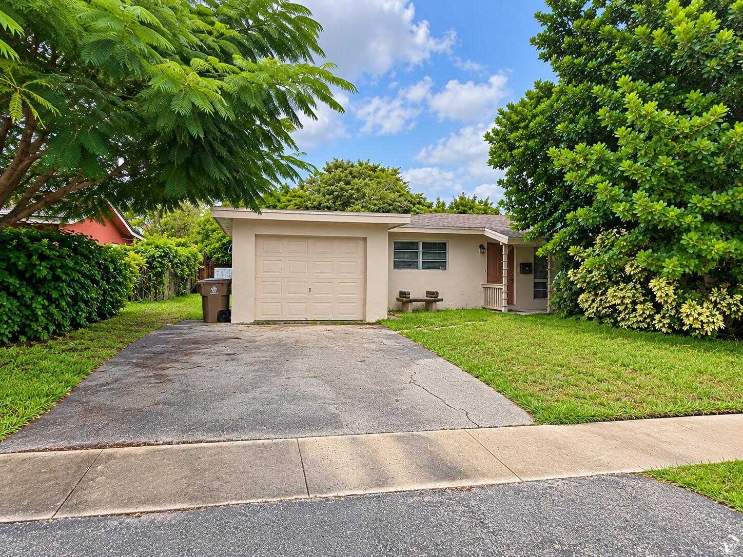 1025 SE 14TH Street Deerfield Beach Florida United States, for Sale, residential,  , Phoenix Realtors LLC