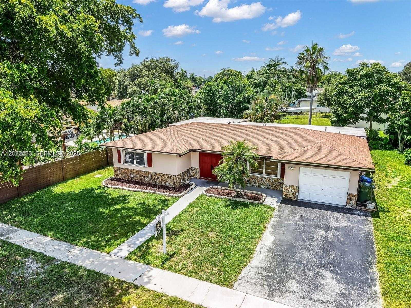 500 NW 96th Ter Pembroke Pines Florida United States, for Sale, residential,  , RCA Realty Group