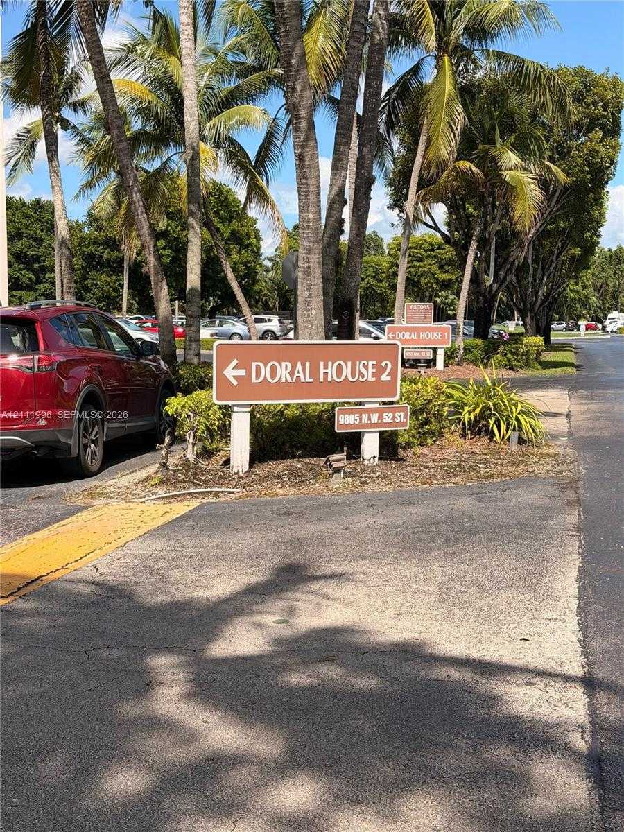 9805 NW 52nd St  APT 204 Doral Florida United States, for Sale, residential, Roberto Villasmil, Interinvestments Realty, Inc.