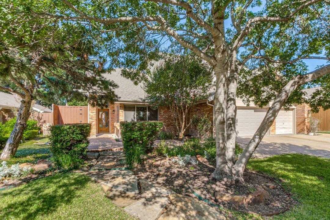 5221 Old Shepard Place Plano Texas United States, for Sale, residential, Joyce Kelly, Hummingbird Realty