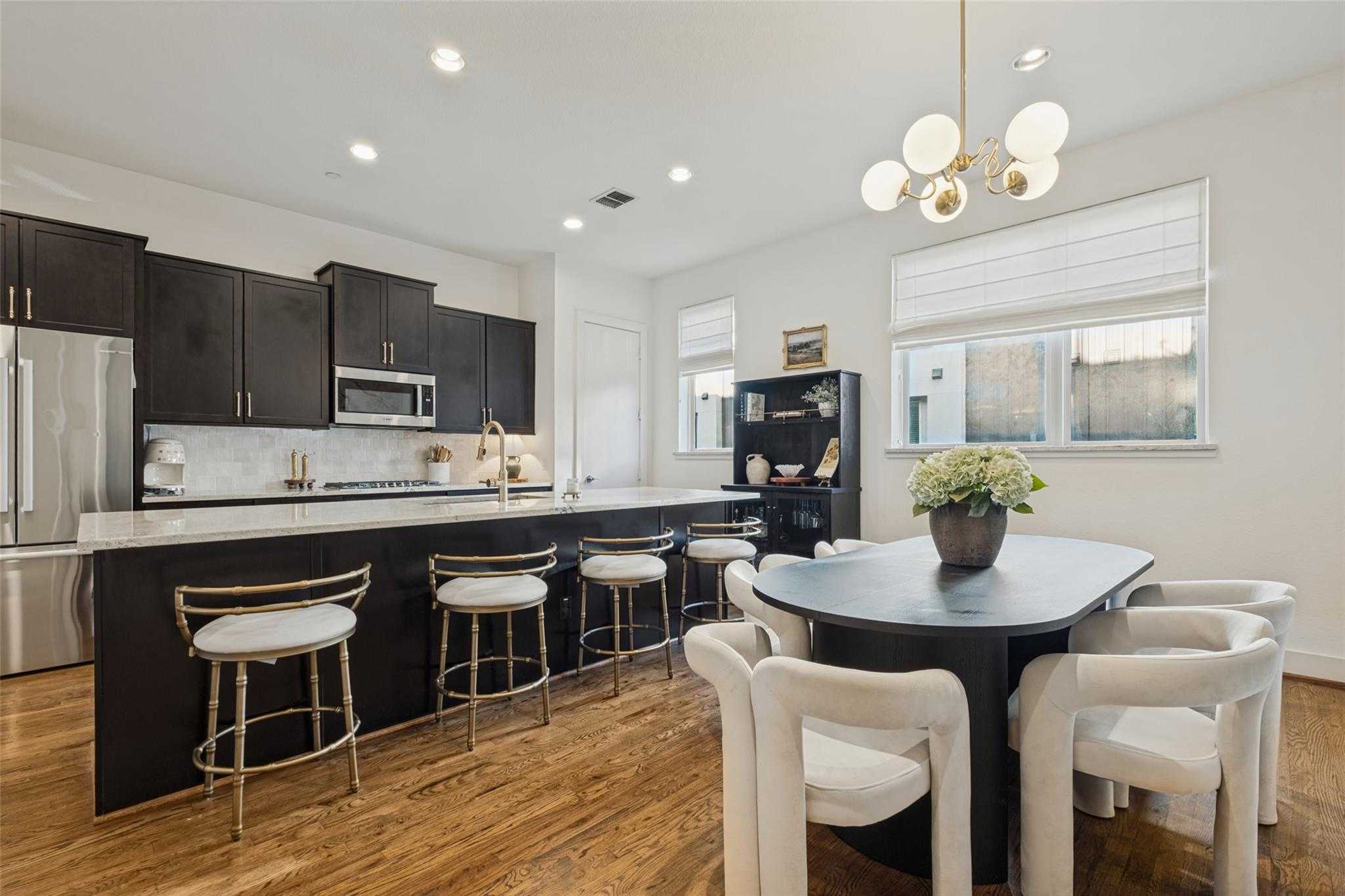 4211 Rawlins Street APT 642 Dallas Texas United States, for Sale, residential, Joyce Kelly, Hummingbird Realty