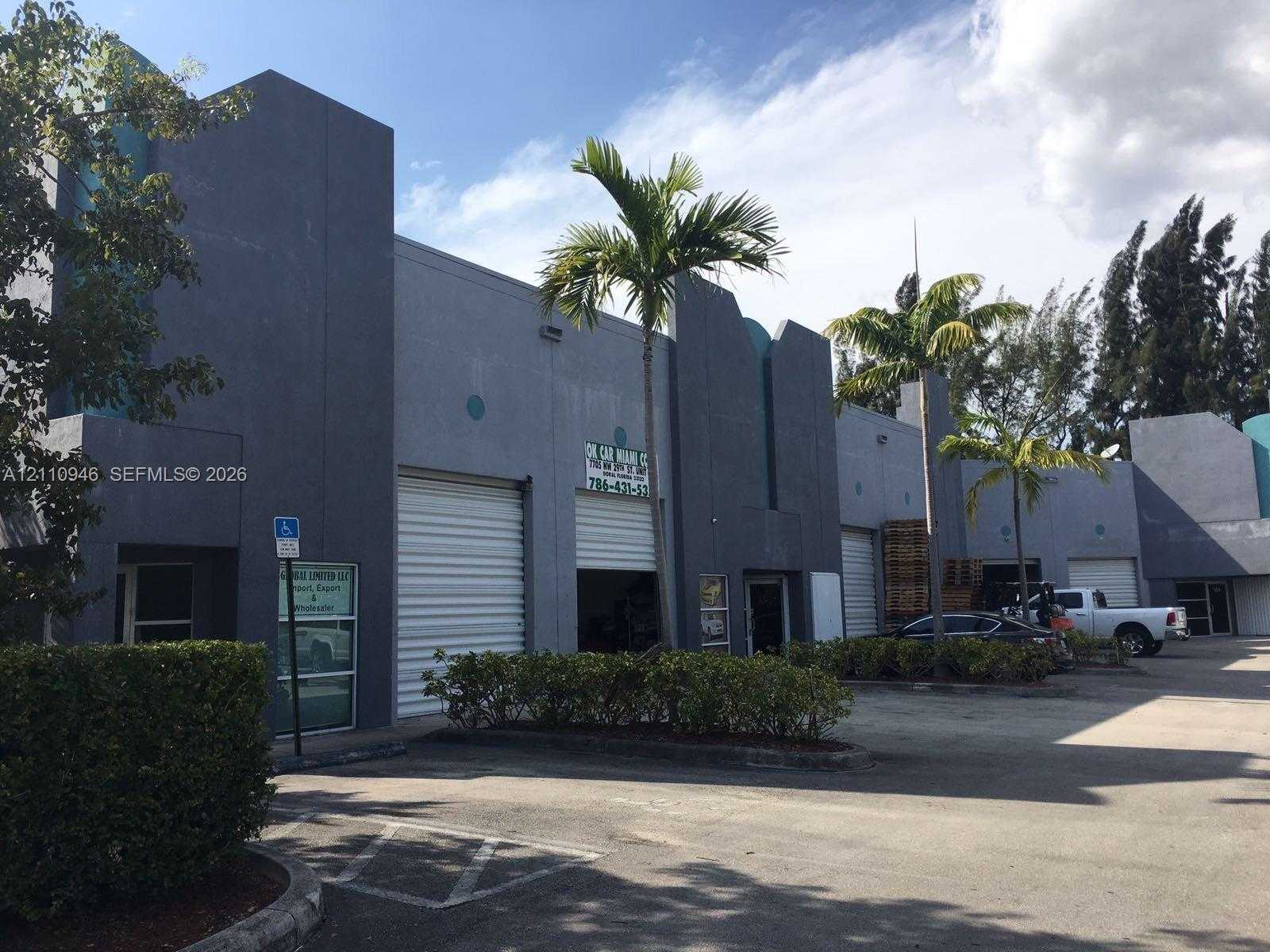 7705 NW 29th St  APT 101 Doral Florida United States, for Lease, commercial, Roberto Villasmil, Interinvestments Realty, Inc.