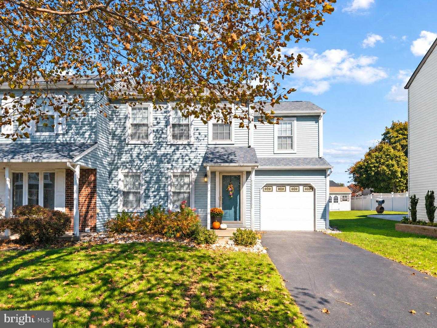 10 STEEPLECHASE CIRCLE Horsham Pennsylvania United States, for Sale, residential, Bruno Tarquinii, Fairfax Realty Premier
